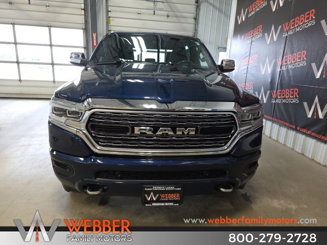 Used 2020 RAM Ram 1500 Pickup Limited with VIN 1C6SRFHT7LN110610 for sale in Detroit Lakes, Minnesota