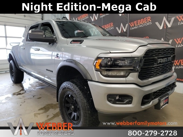 Used 2022 RAM Ram 3500 Pickup Limited with VIN 3C63R3PL9NG218971 for sale in Detroit Lakes, Minnesota
