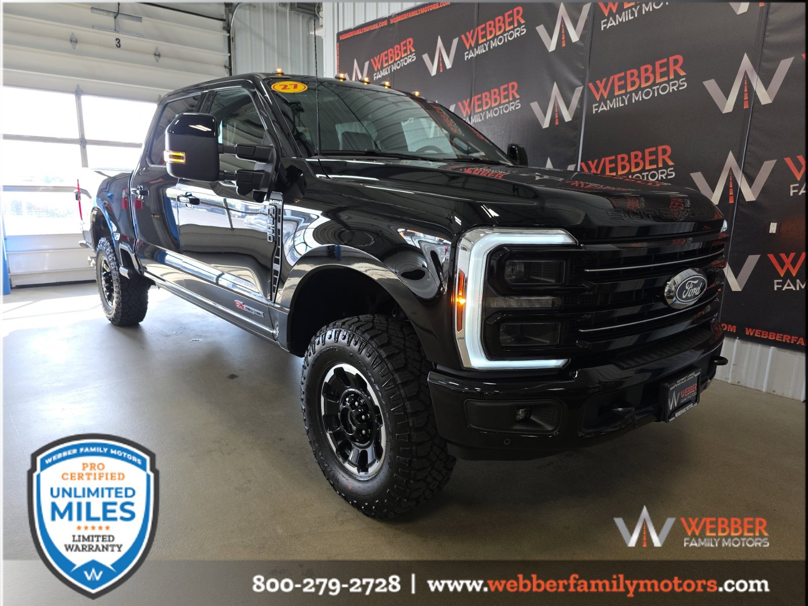 2027 Ford Super Duty F-350&reg; Platinum&reg; TRUCK