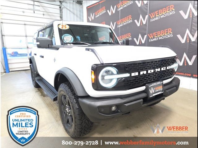 2025 Ford Bronco 4-Door Outer Banks's photo