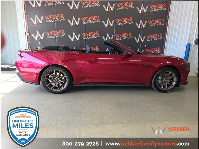 2025 Ford Mustang GT Premium Convertible photo 4