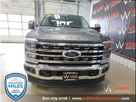 2026 Ford Super Duty F-350&reg; Lariat&reg; TRUCK