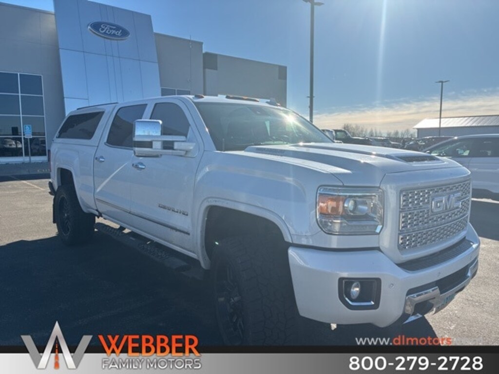 Used 2019 GMC Sierra 2500HD Denali Crew Cab Short Bed Truck