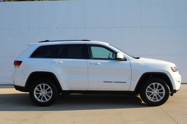 Used 2021 Jeep Grand Cherokee Laredo E with VIN 1C4RJFAG2MC733397 for sale in Fremont, MI