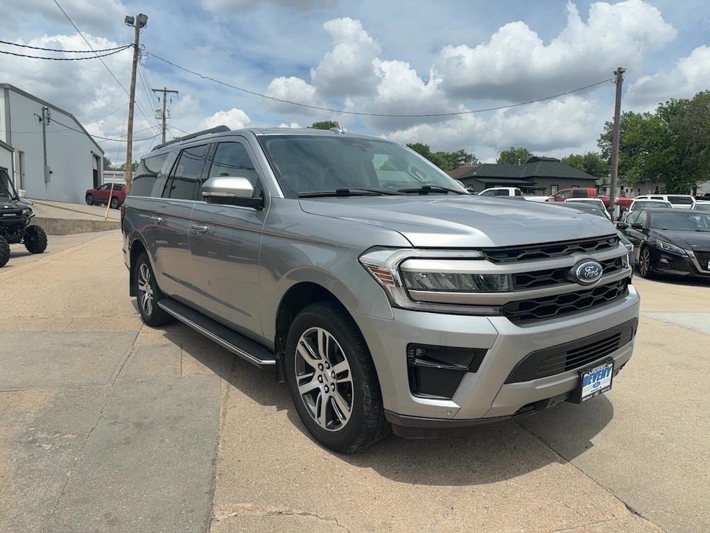 Used 2023 Ford Expedition Max XLT SUV