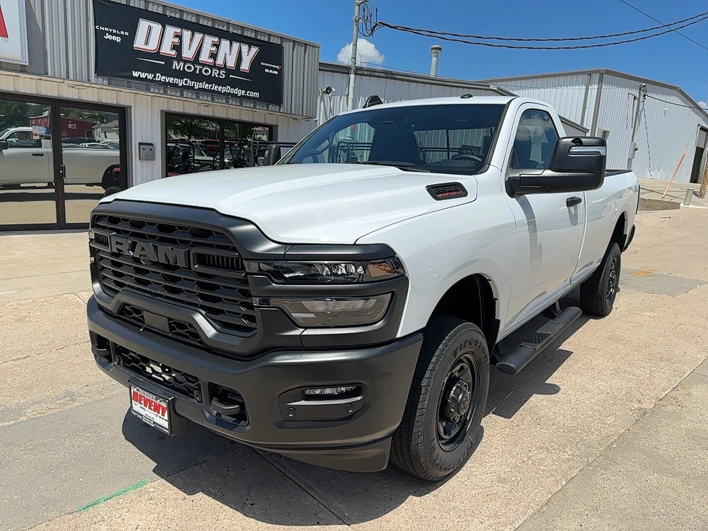 2025 Ram 2500 Tradesman photo 2