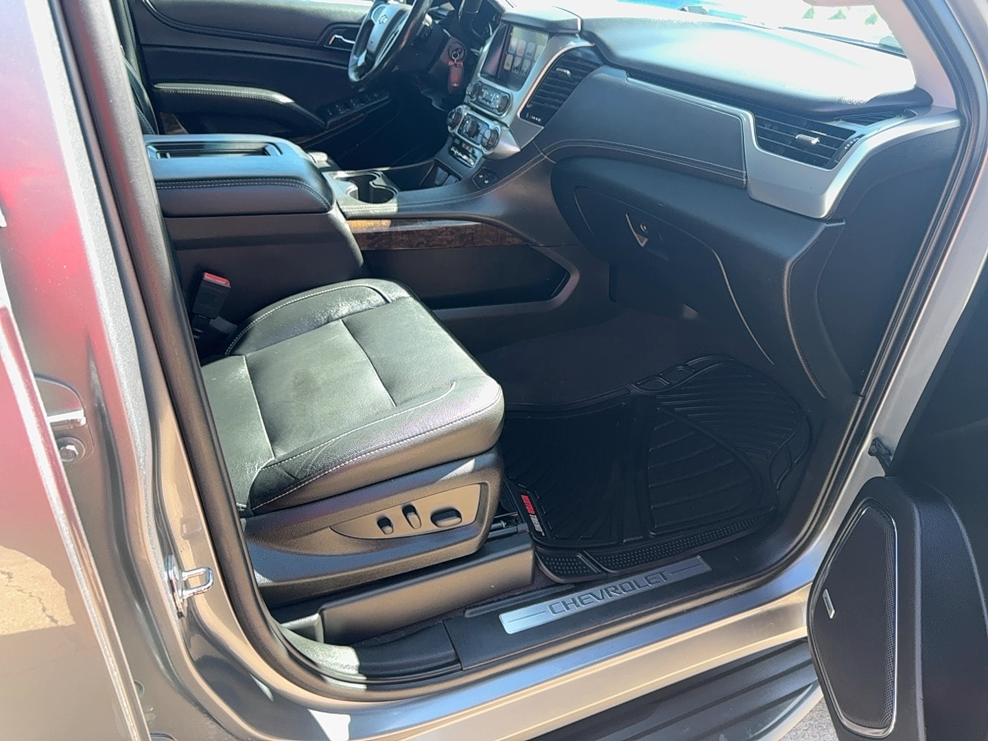 2020 Chevrolet Tahoe LT - Photo 31