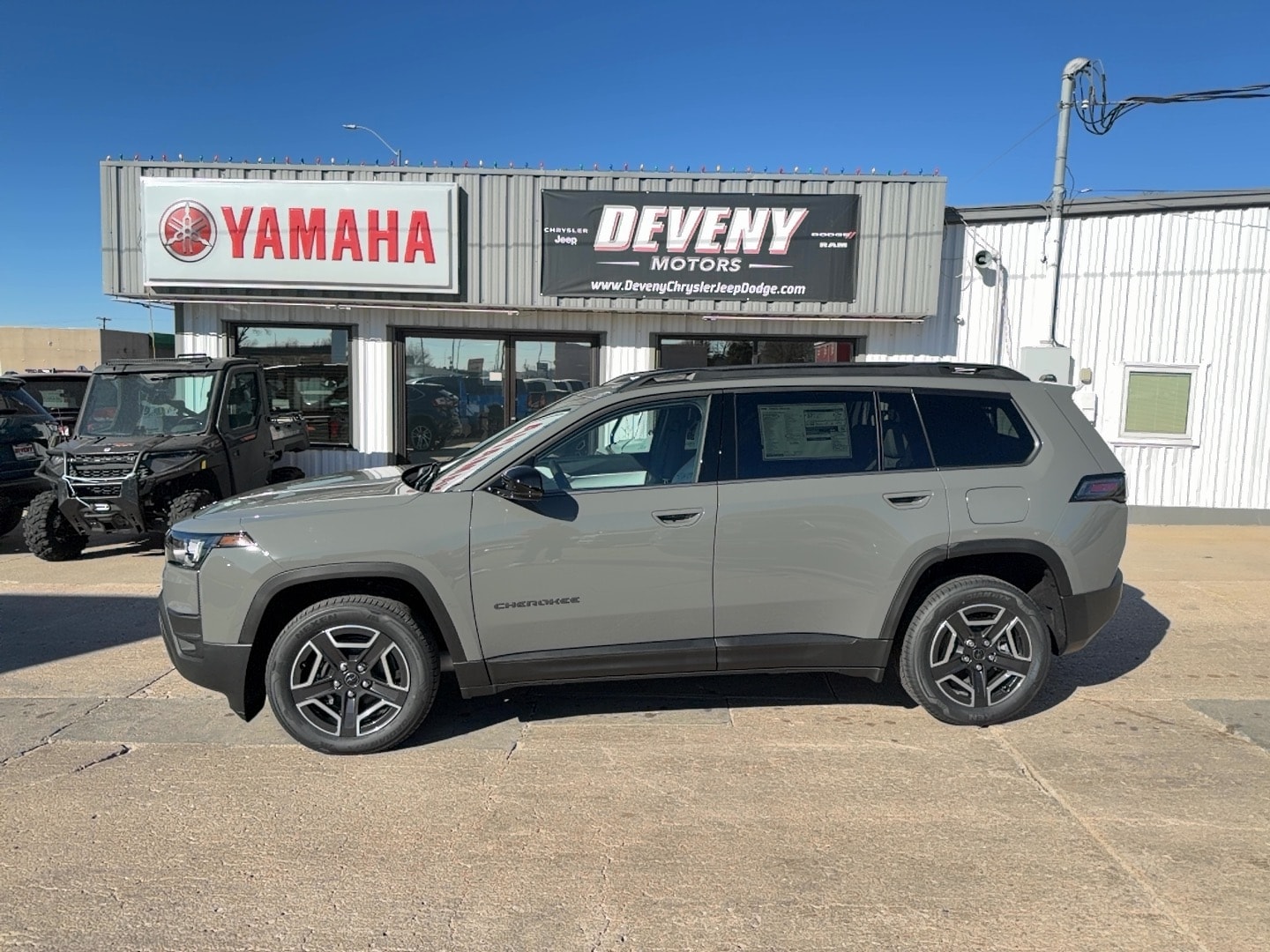 2026 Jeep Cherokee Limited HEV 4X4's photo