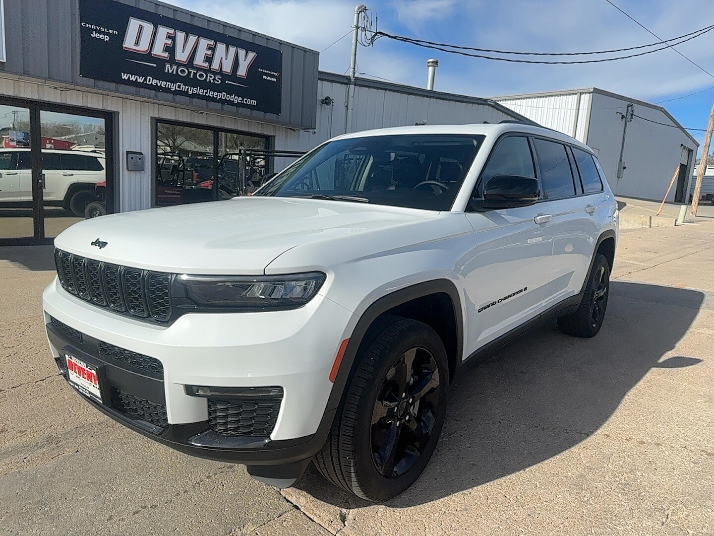 2024 Jeep Grand Cherokee Limited photo 2
