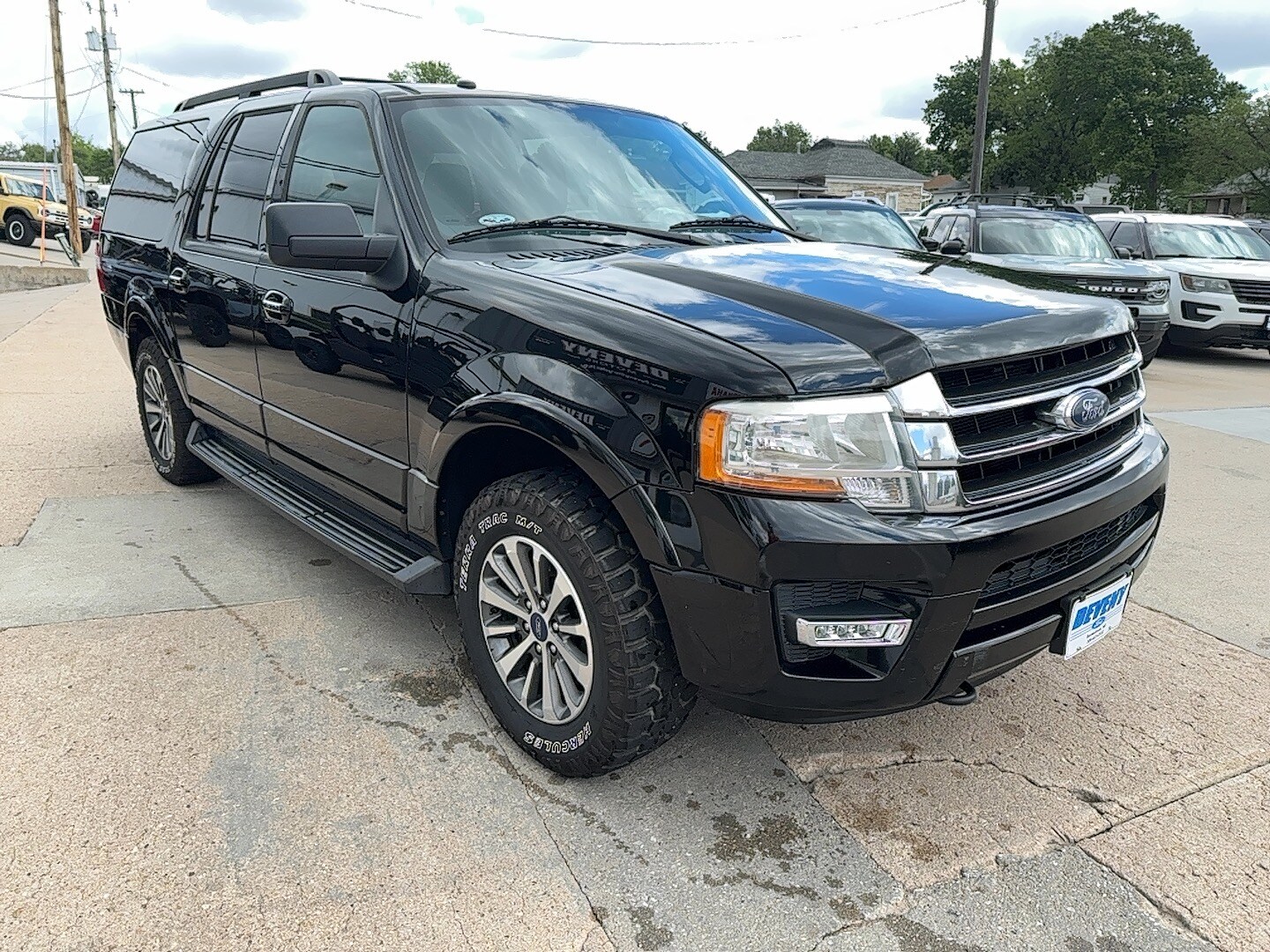 2017 Ford Expedition EL XLT photo 4