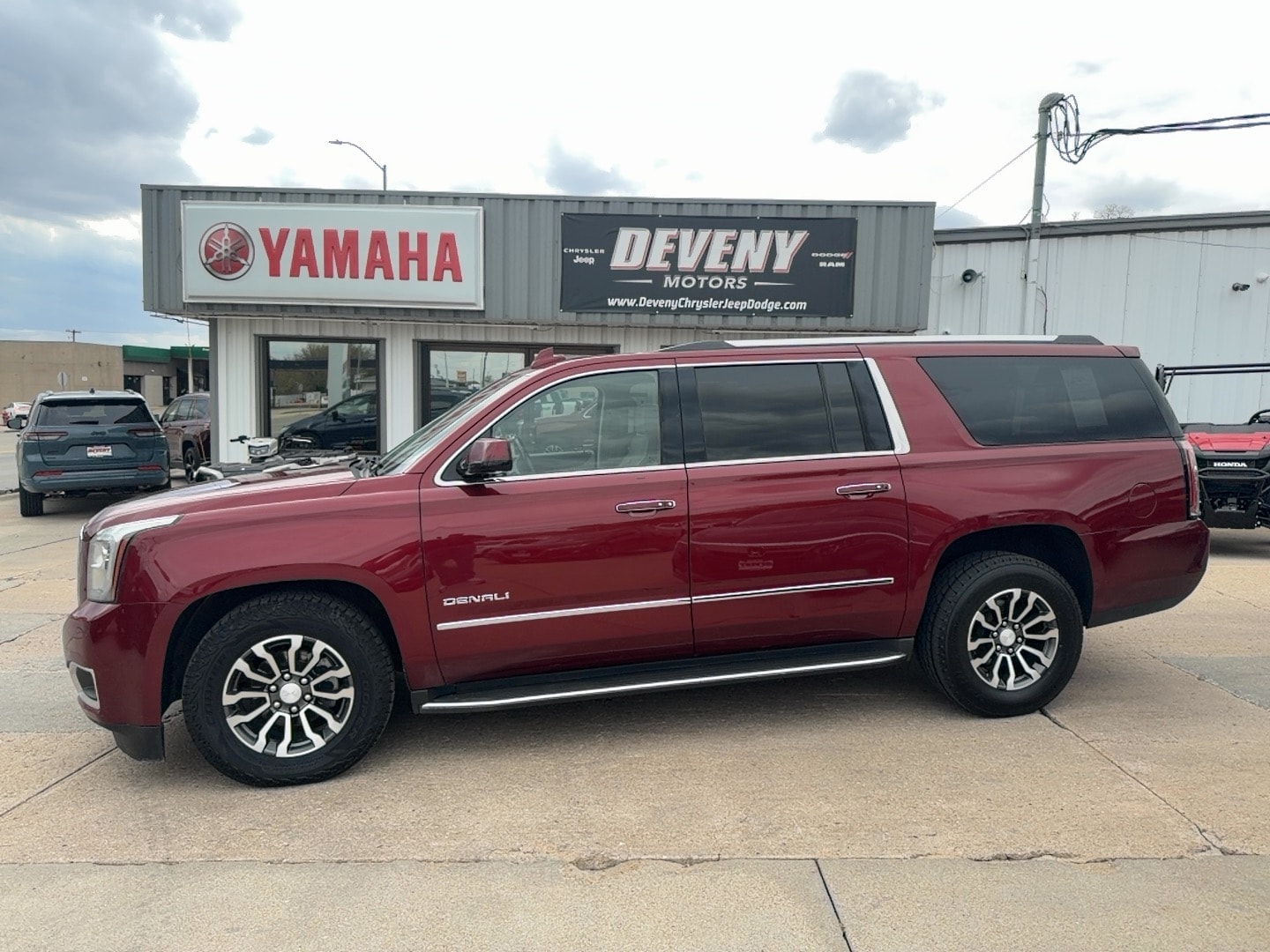 2016 GMC Yukon Denali AWD's photo