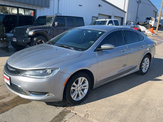Used 2016 Chrysler 200 Limited with VIN 1C3CCCAB4GN144819 for sale in Mccook, NE