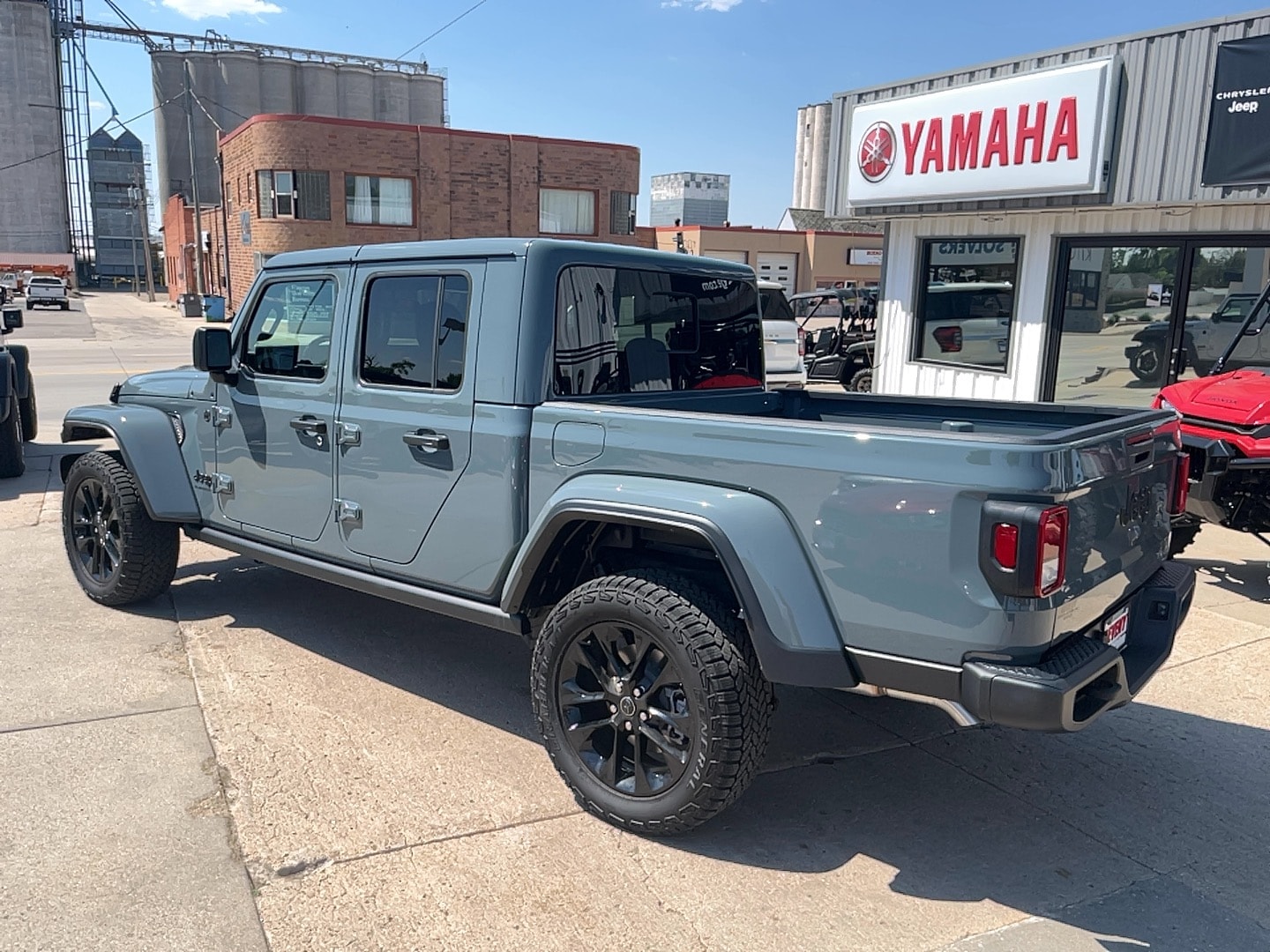 2024 Jeep Gladiator Nighthawk - Photo 7