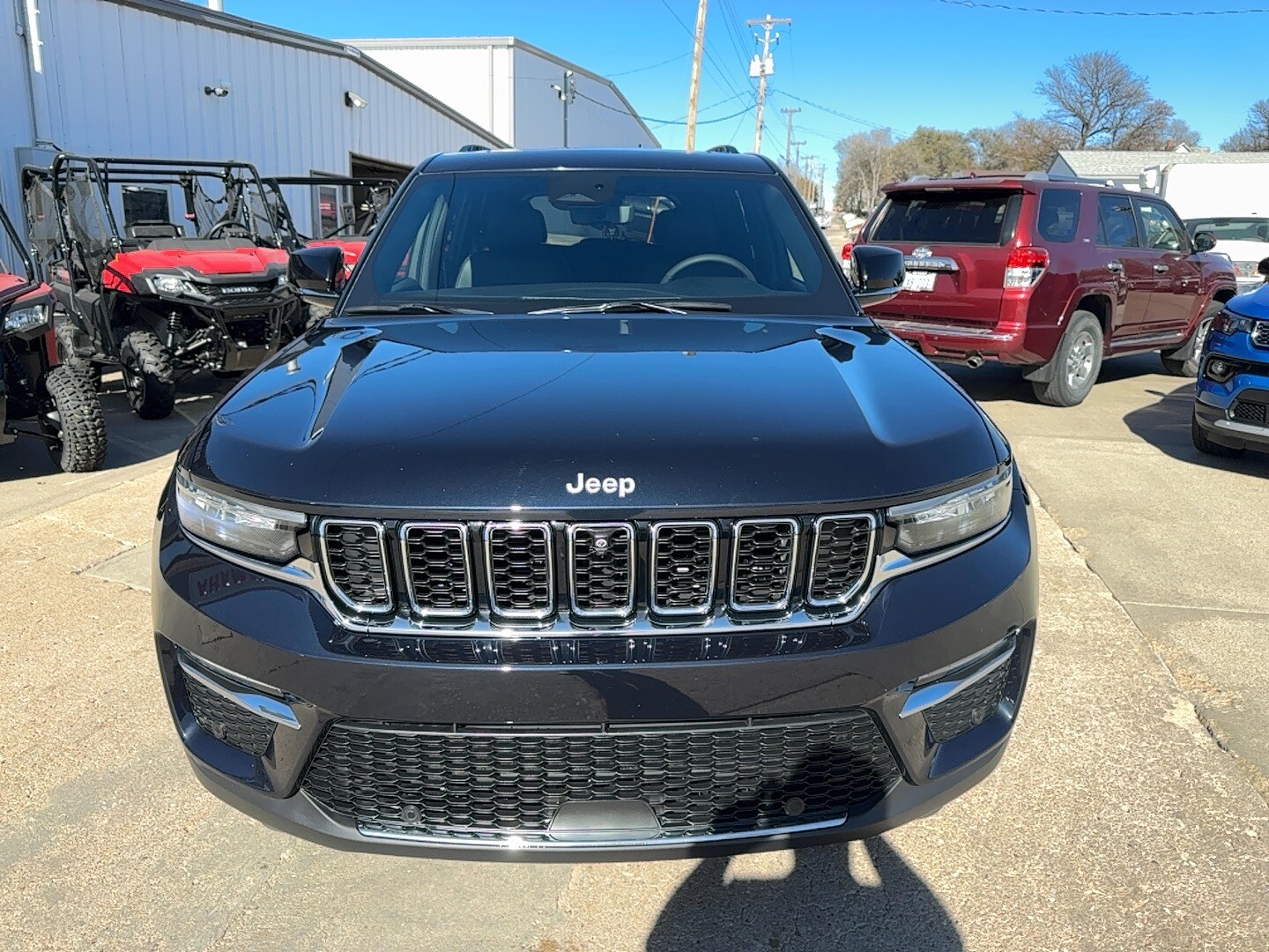 2024 Jeep Grand Cherokee Limited photo 2