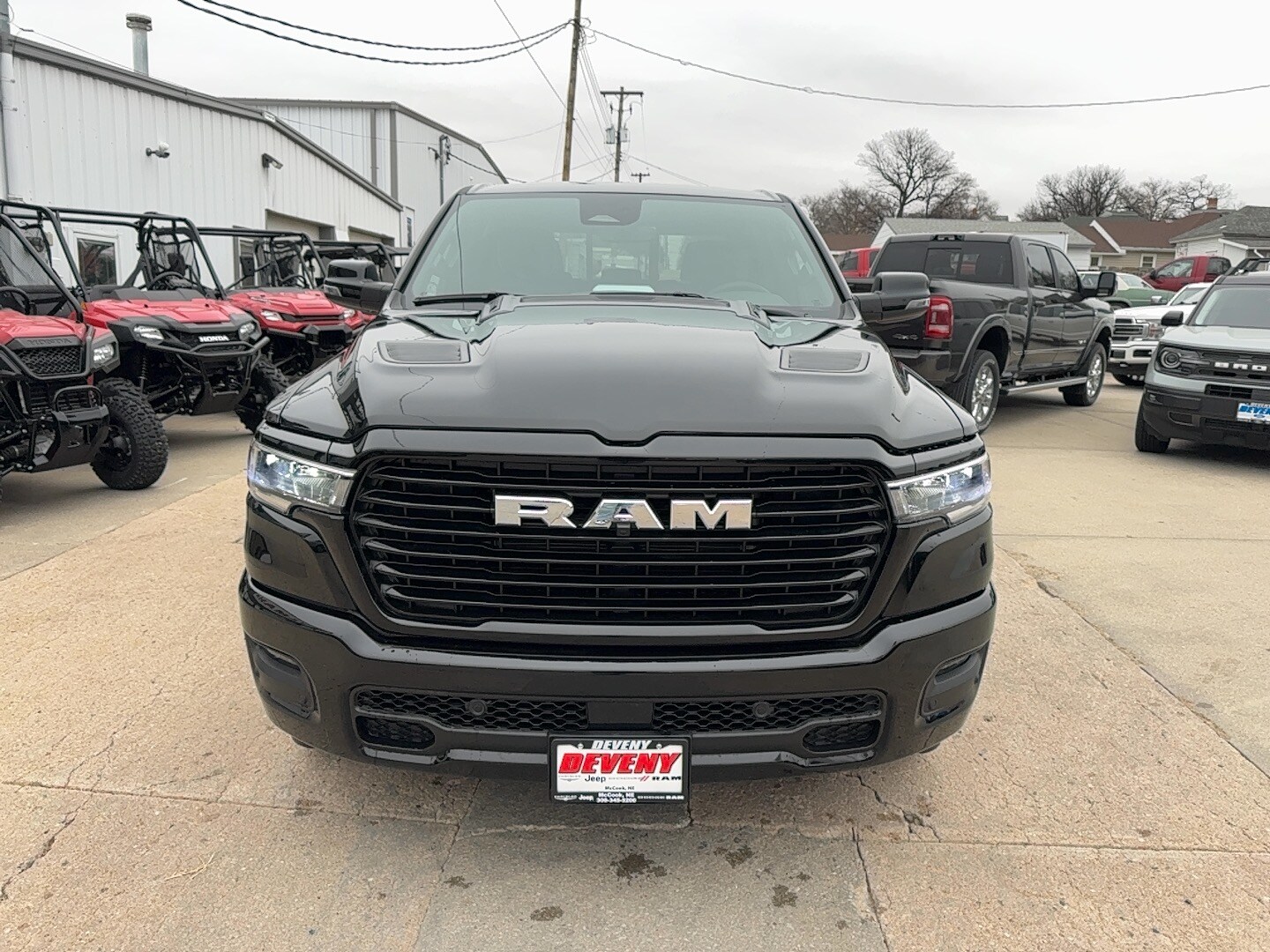 2026 Ram 1500 Laramie photo 2