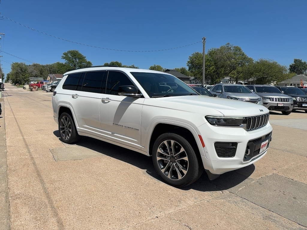 Used 2021 Jeep Grand Cherokee L Overland SUV