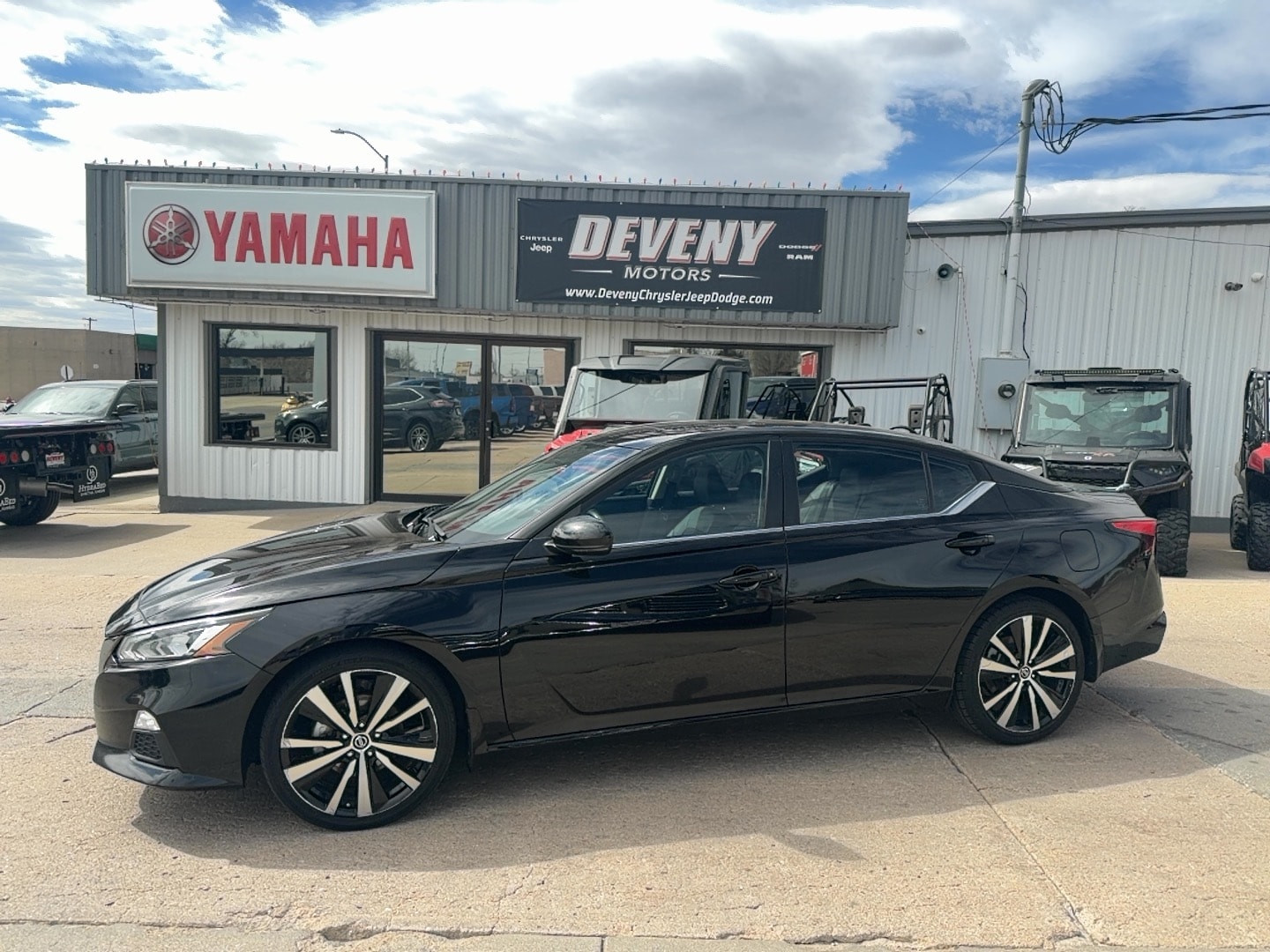 2021 Nissan Altima SR