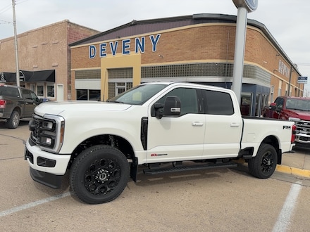 2026 Ford Super Duty F-350 Lariat TRUCK