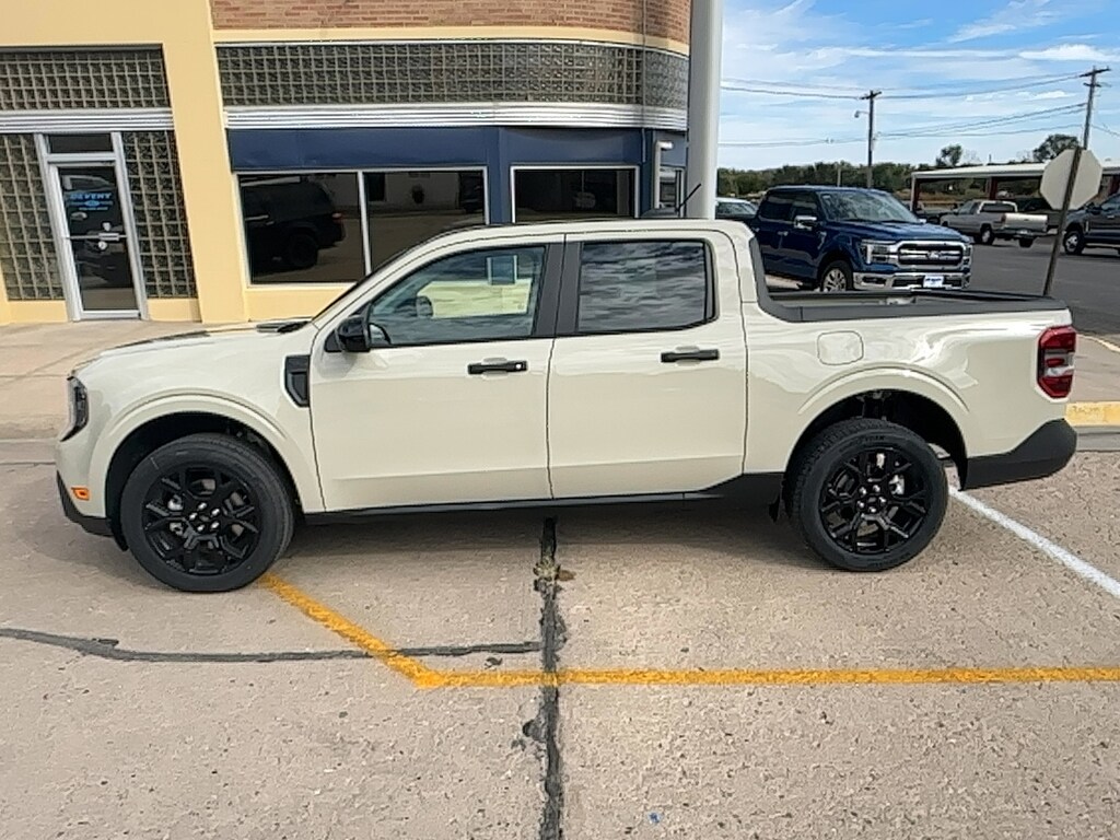New 2025 Ford Maverick XLT TRUCK
