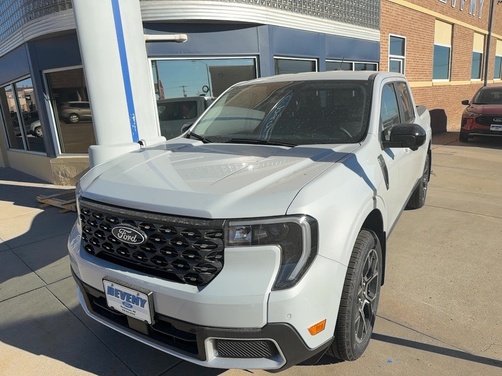 New 2025 Ford Maverick Lariat TRUCK