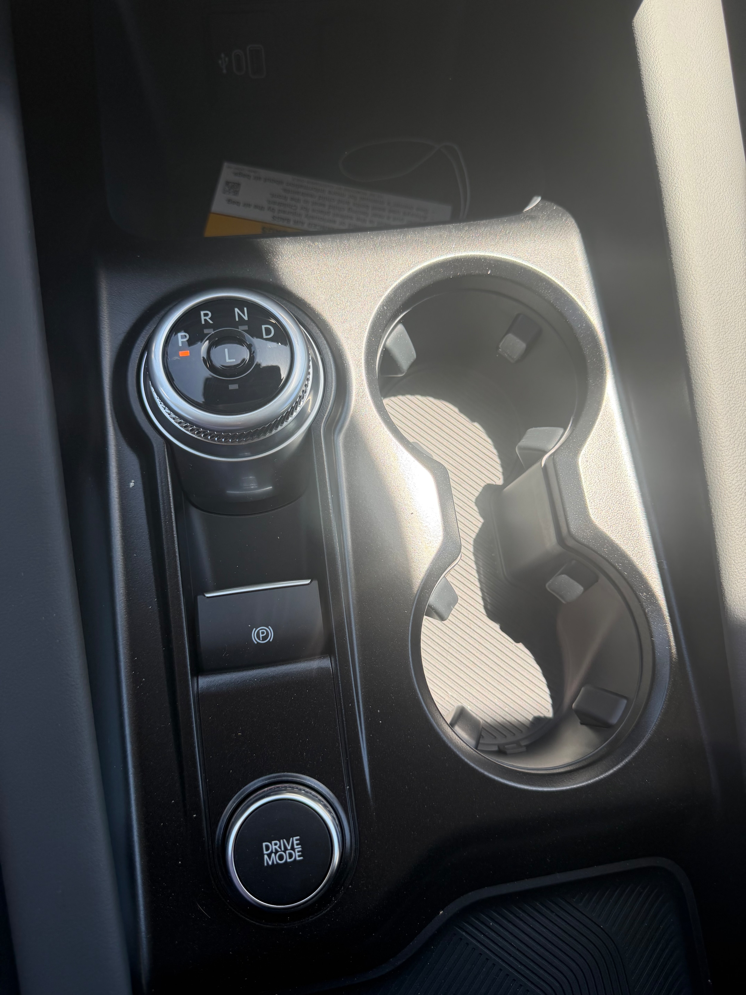 2026 Ford Explorer Active - Photo 9