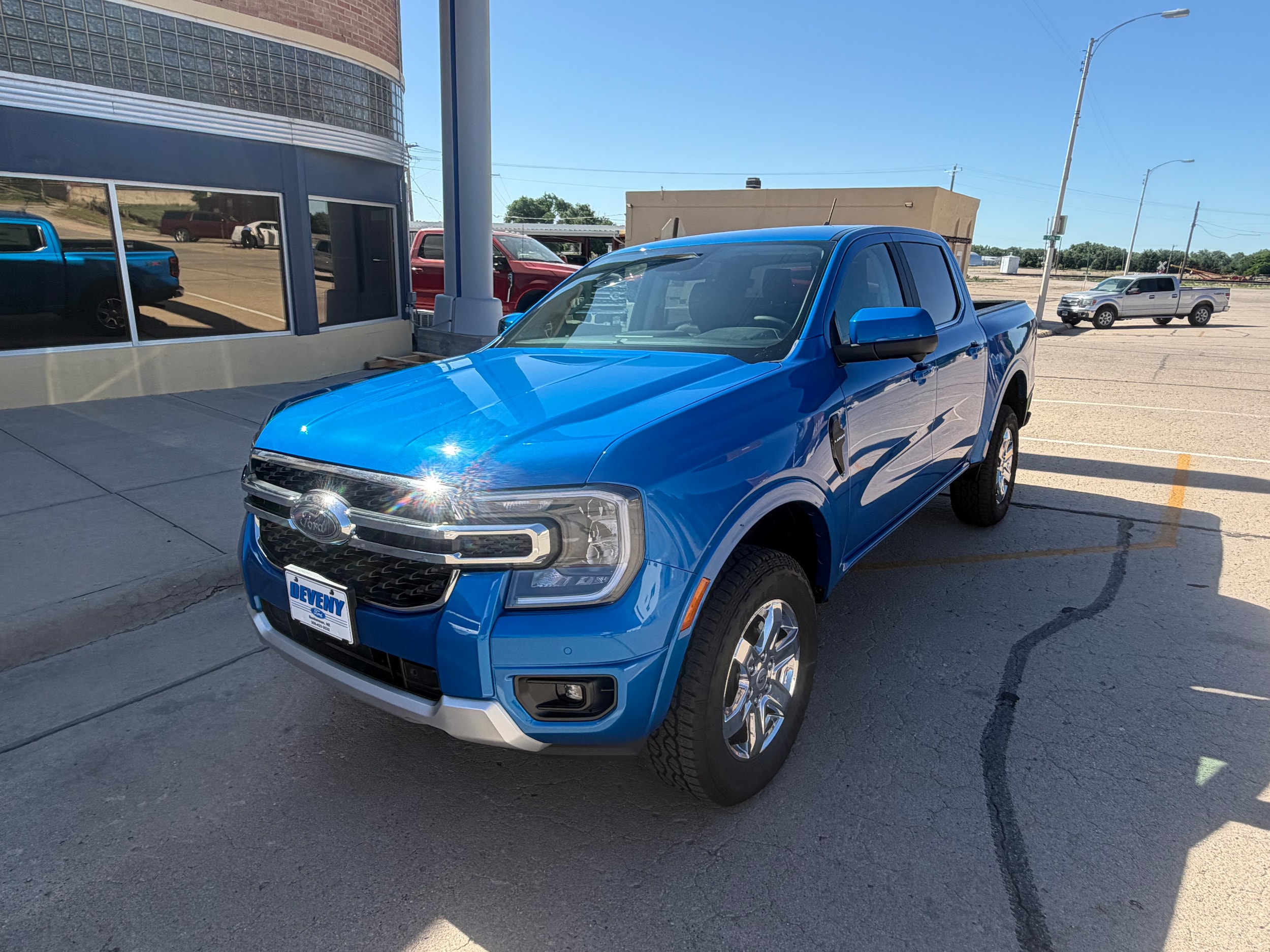 2026 Ford Ranger Lariat - Photo 2