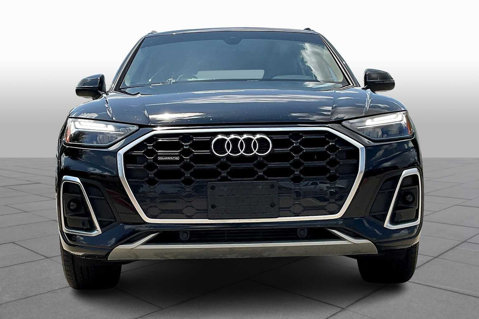 2023 Audi Q5 S line Premium photo 2