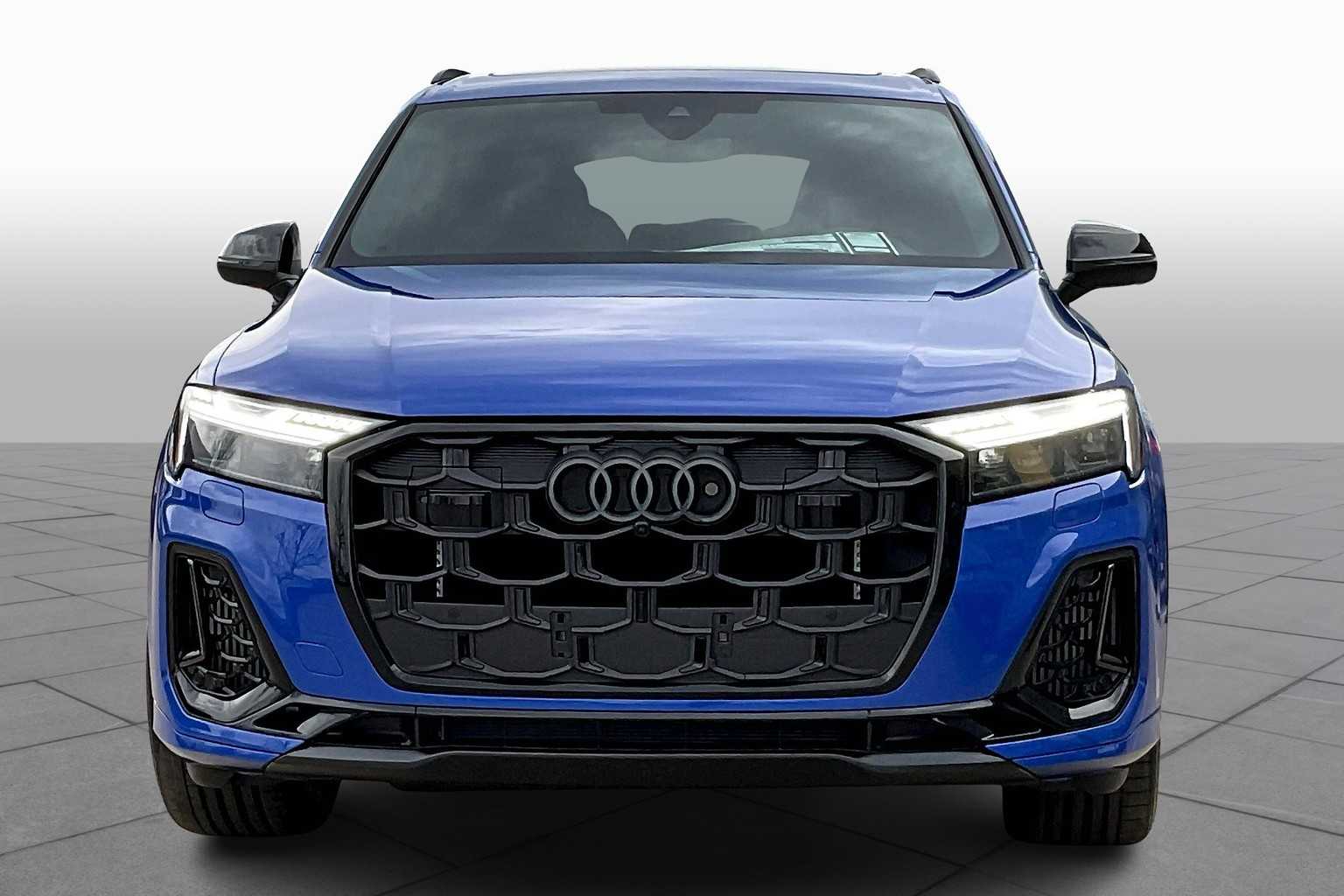 2025 Audi SQ7 Prestige photo 2