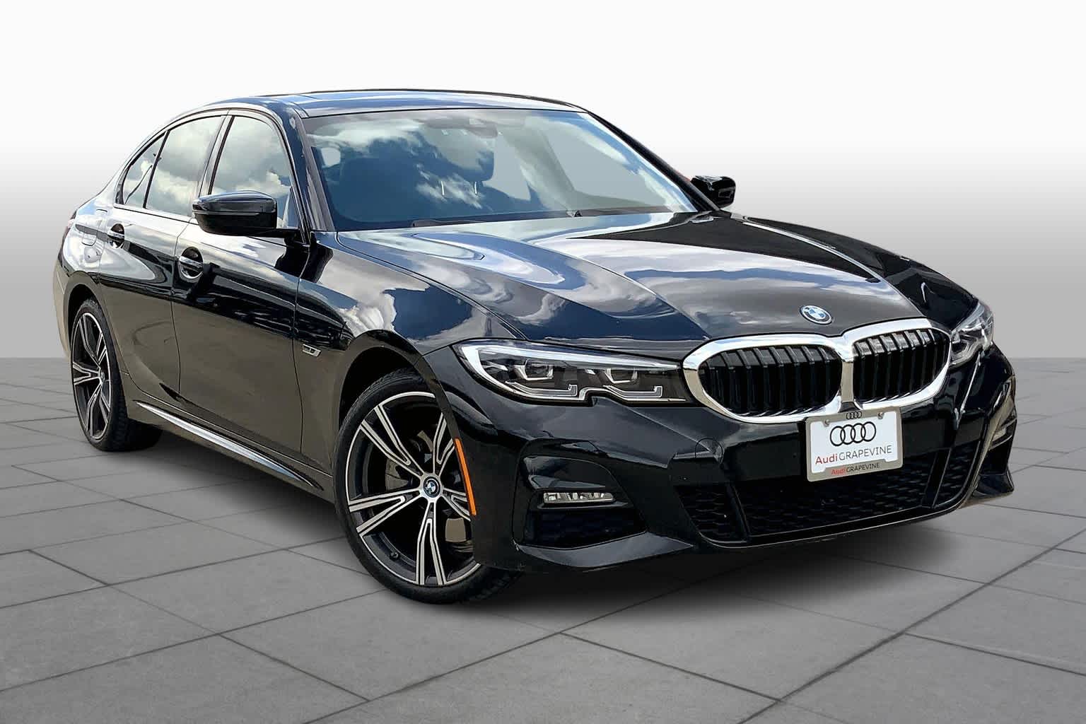 Used 2022 BMW 3 Series 330e with VIN 3MW5P9J08N8C53226 for sale in Grapevine, TX