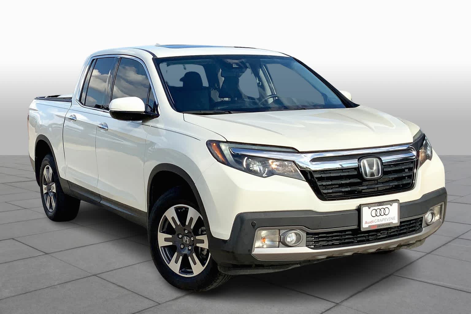 Used 2019 Honda Ridgeline RTL-E with VIN 5FPYK3F7XKB009092 for sale in Grapevine, TX