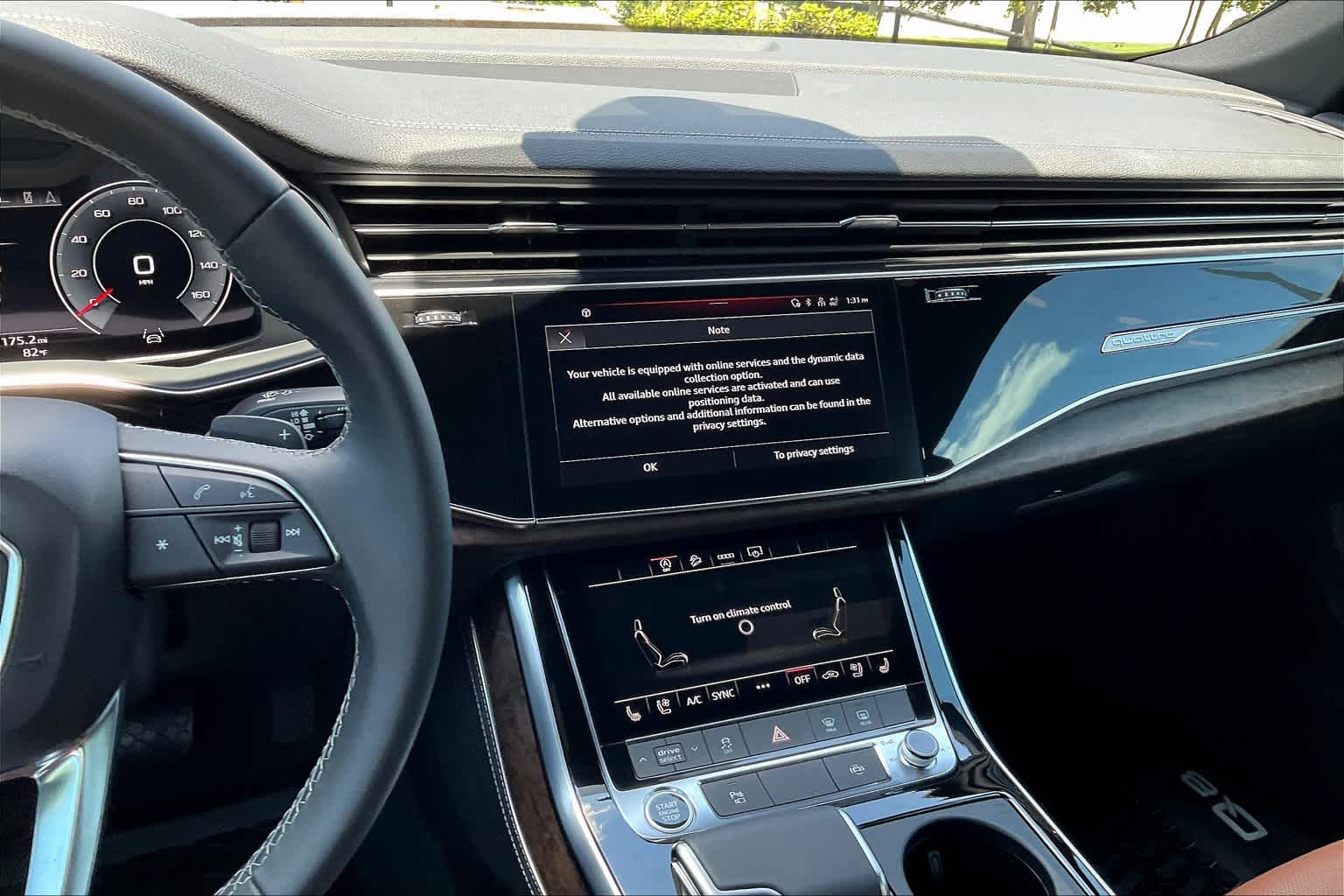 2025 Audi Q8 Premium Plus photo 4
