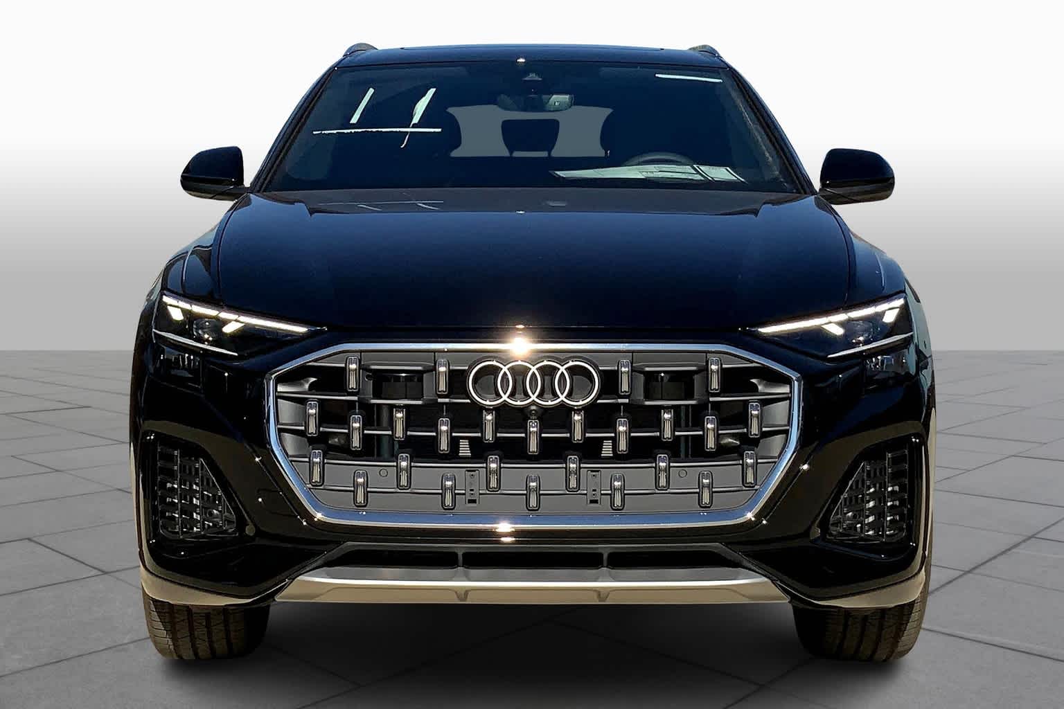 2025 Audi Q8 55 Premium photo 2