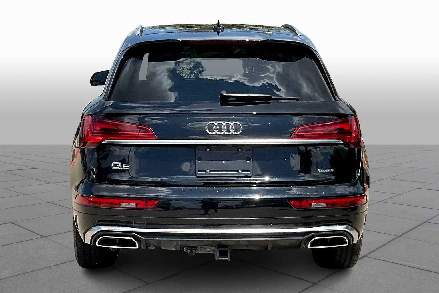 2023 Audi Q5 S line Premium photo 3
