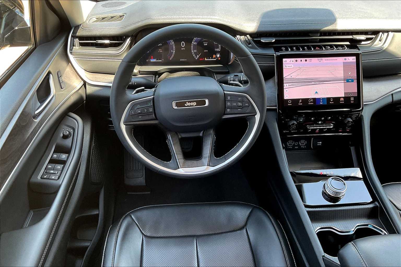 2023 Jeep Grand Cherokee Limited photo 4