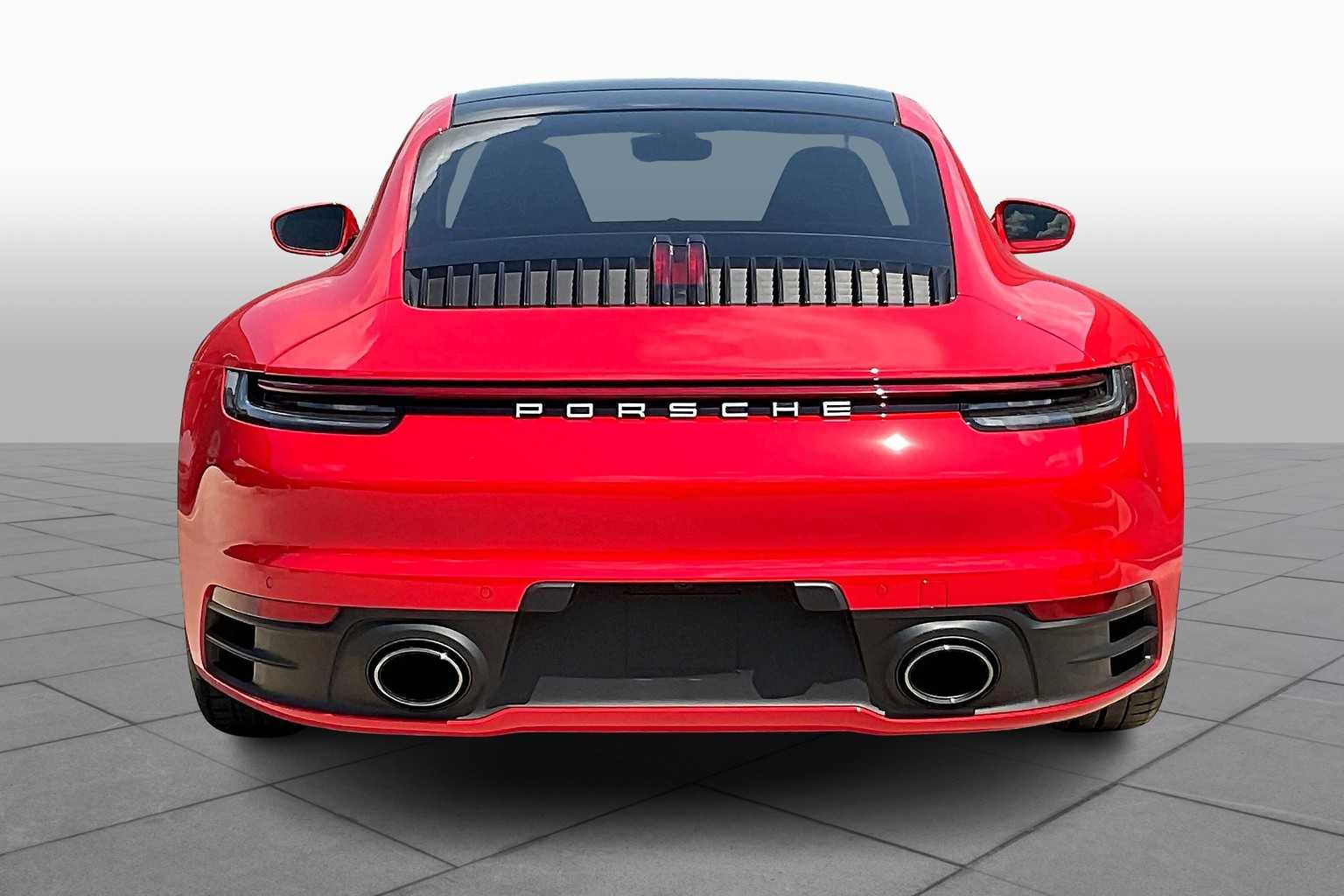 2022 Porsche 911 4 photo 3