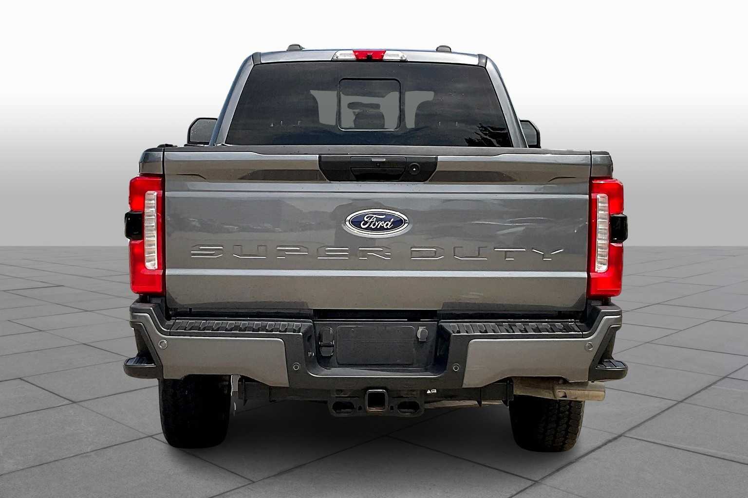 2024 Ford F-250 XL photo 3