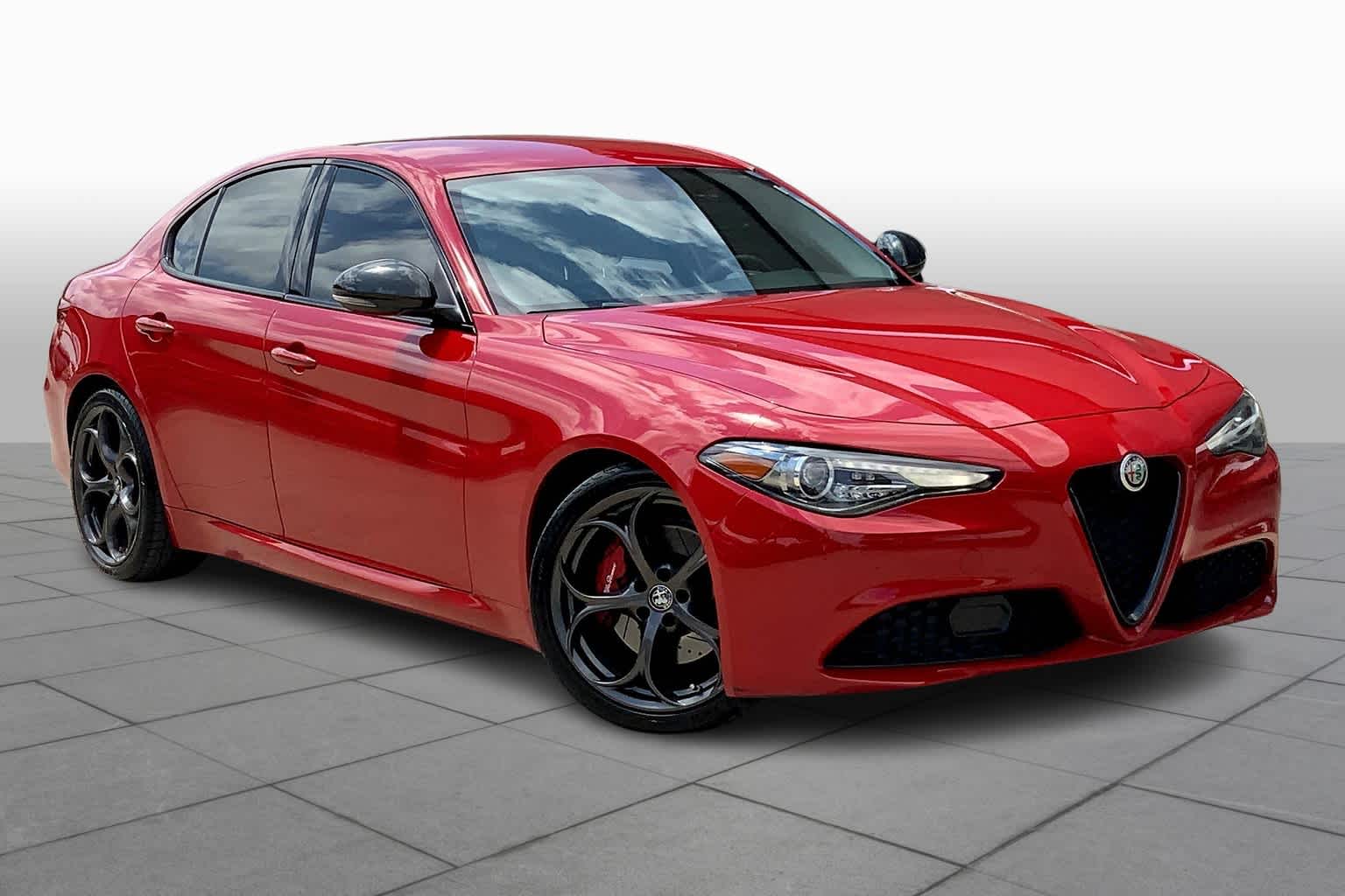 Used 2019 Alfa Romeo Giulia Base with VIN ZARFAMAN1K7609672 for sale in Grapevine, TX