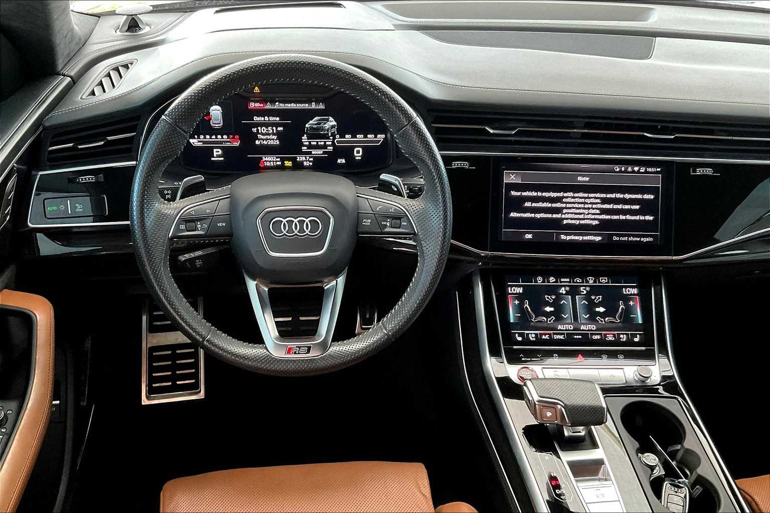2021 Audi RS Q8 photo 4