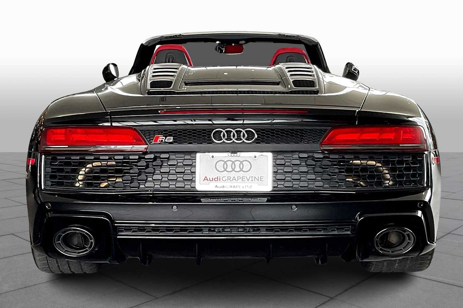 2023 Audi R8 V10 Performance Spyder photo 3