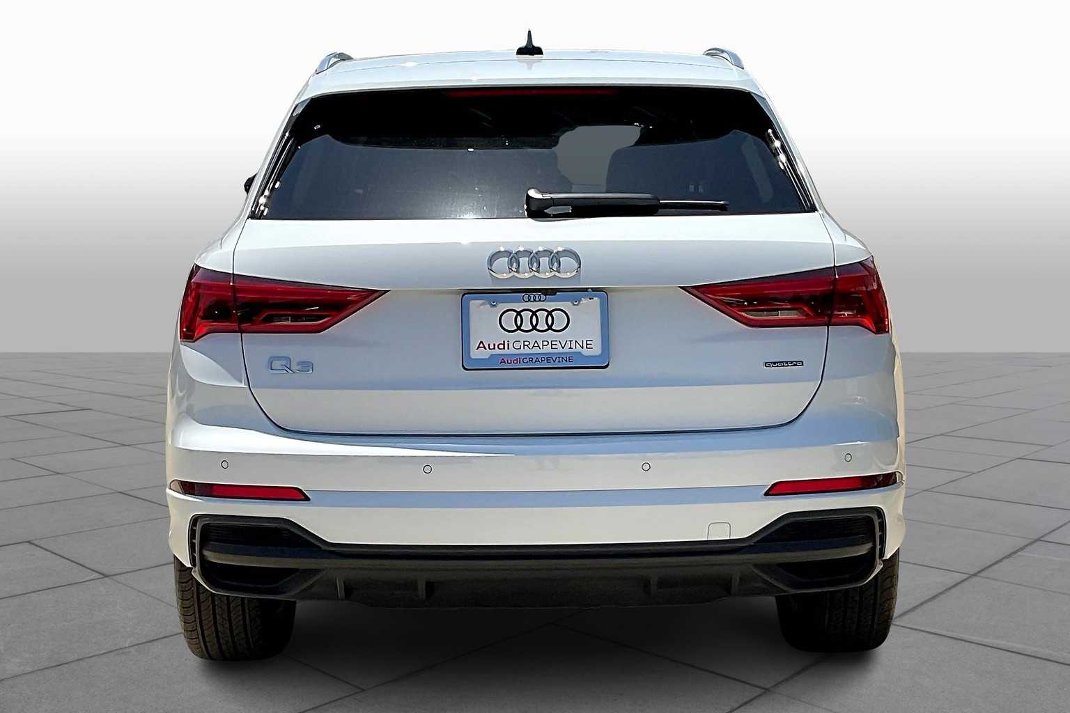 2025 Audi Q3 Premium Plus photo 3