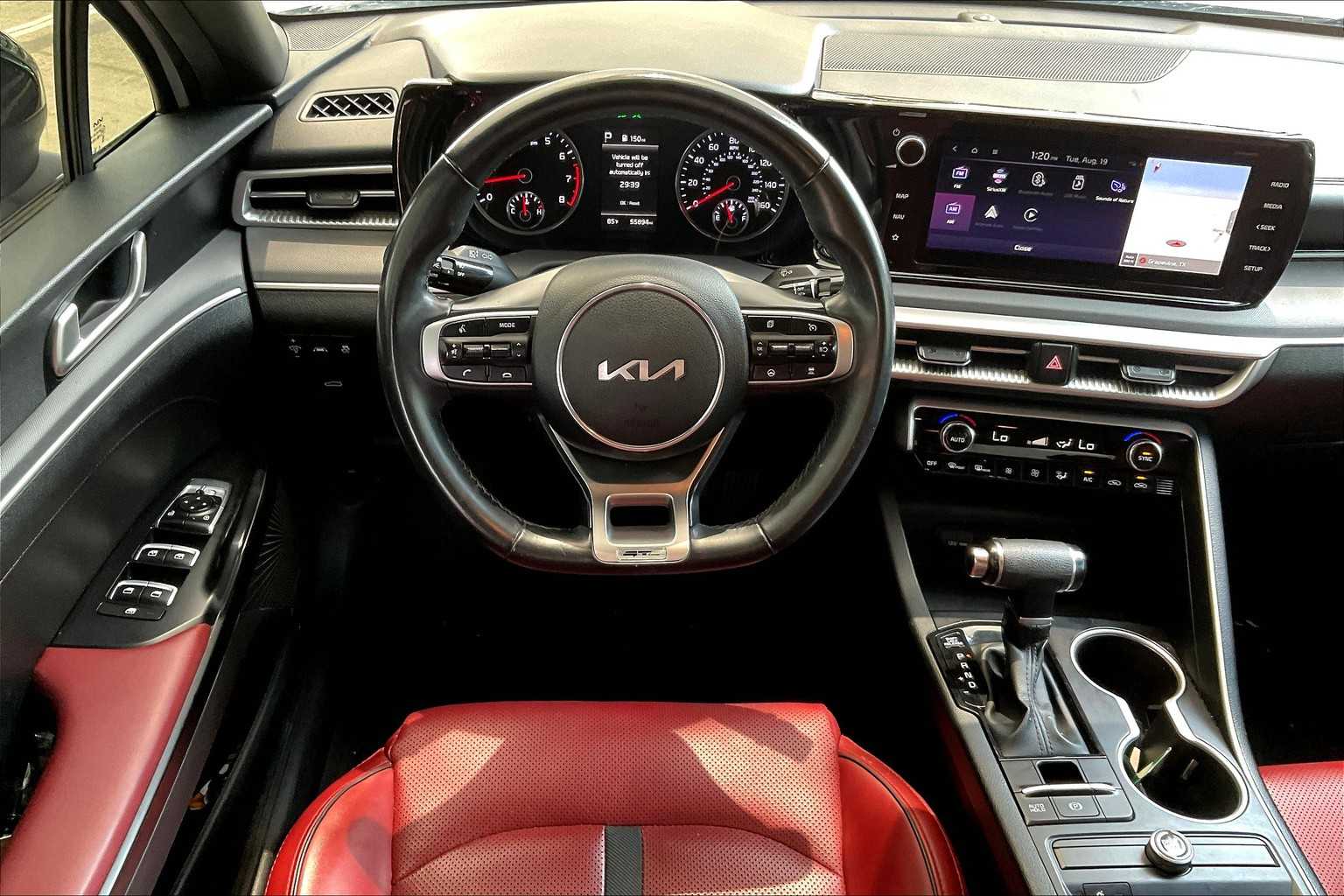 2023 Kia K5 GT-Line photo 4