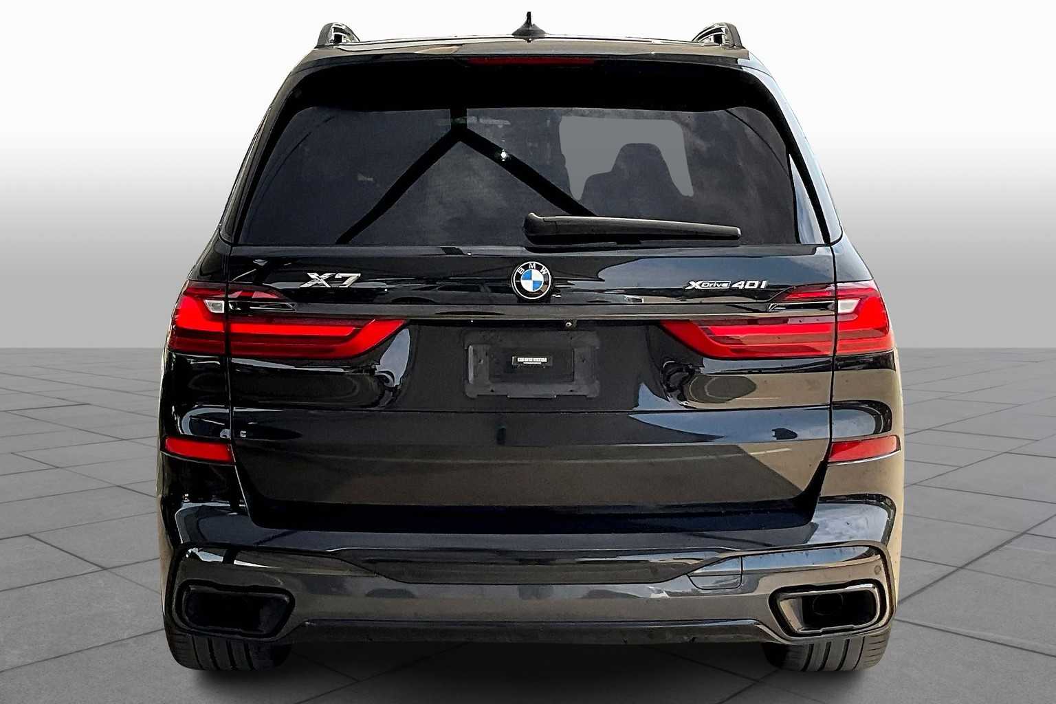 2021 Bmw X7 xDrive40i photo 3