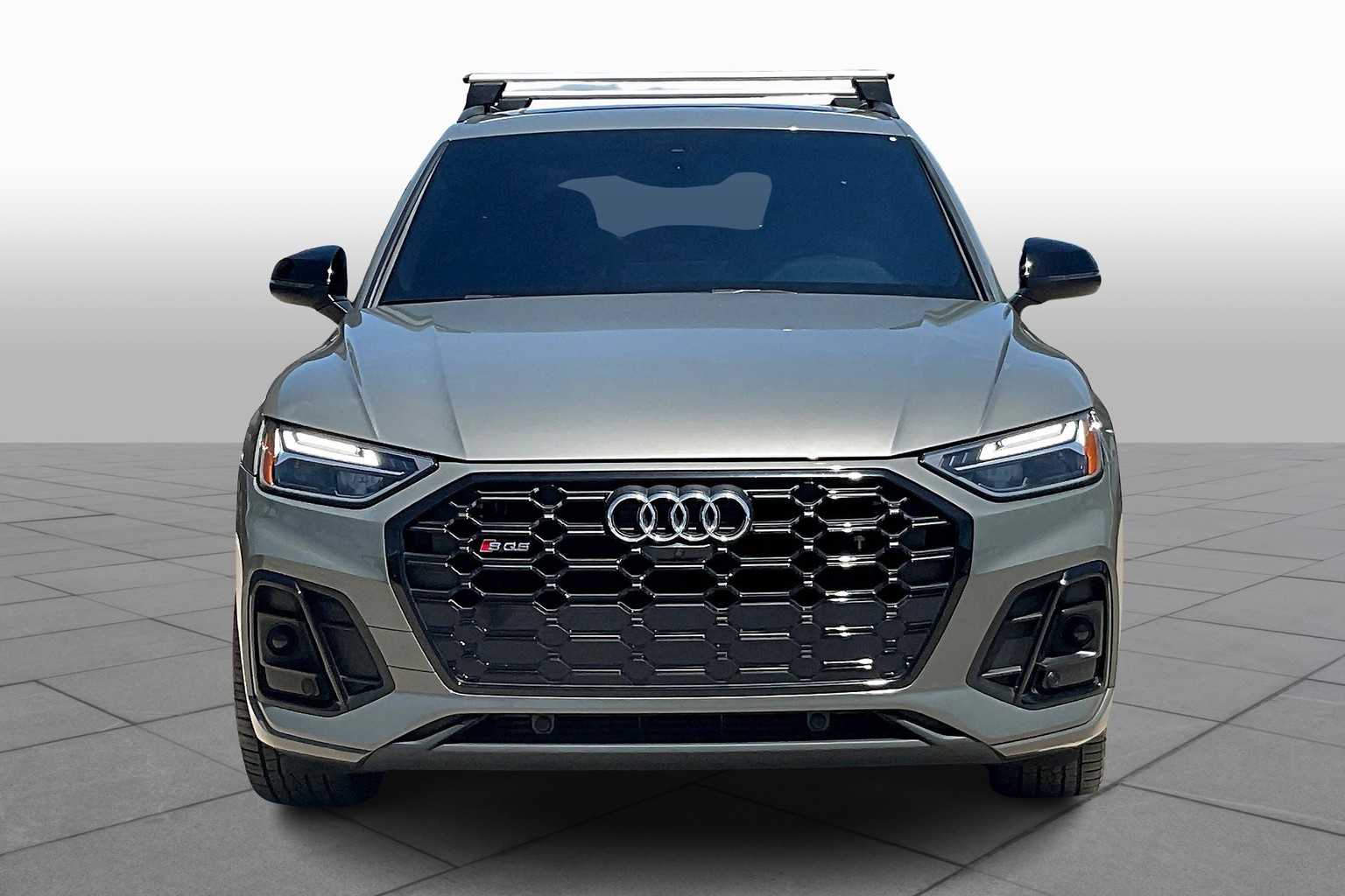 2023 Audi SQ5 Premium Plus photo 2