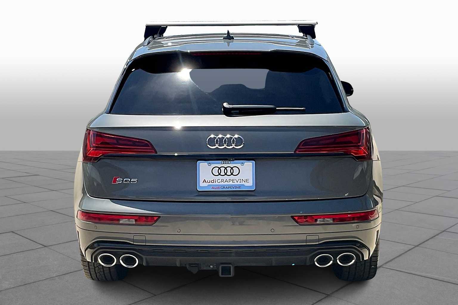 2023 Audi SQ5 Premium Plus photo 3