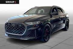 2025 Audi RS Q8 4.0T performance SUV