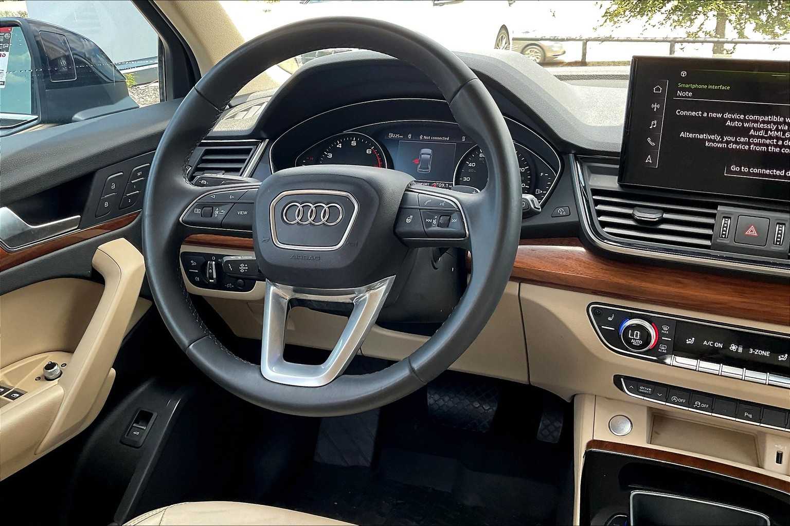 2023 Audi Q5 S line Premium photo 4