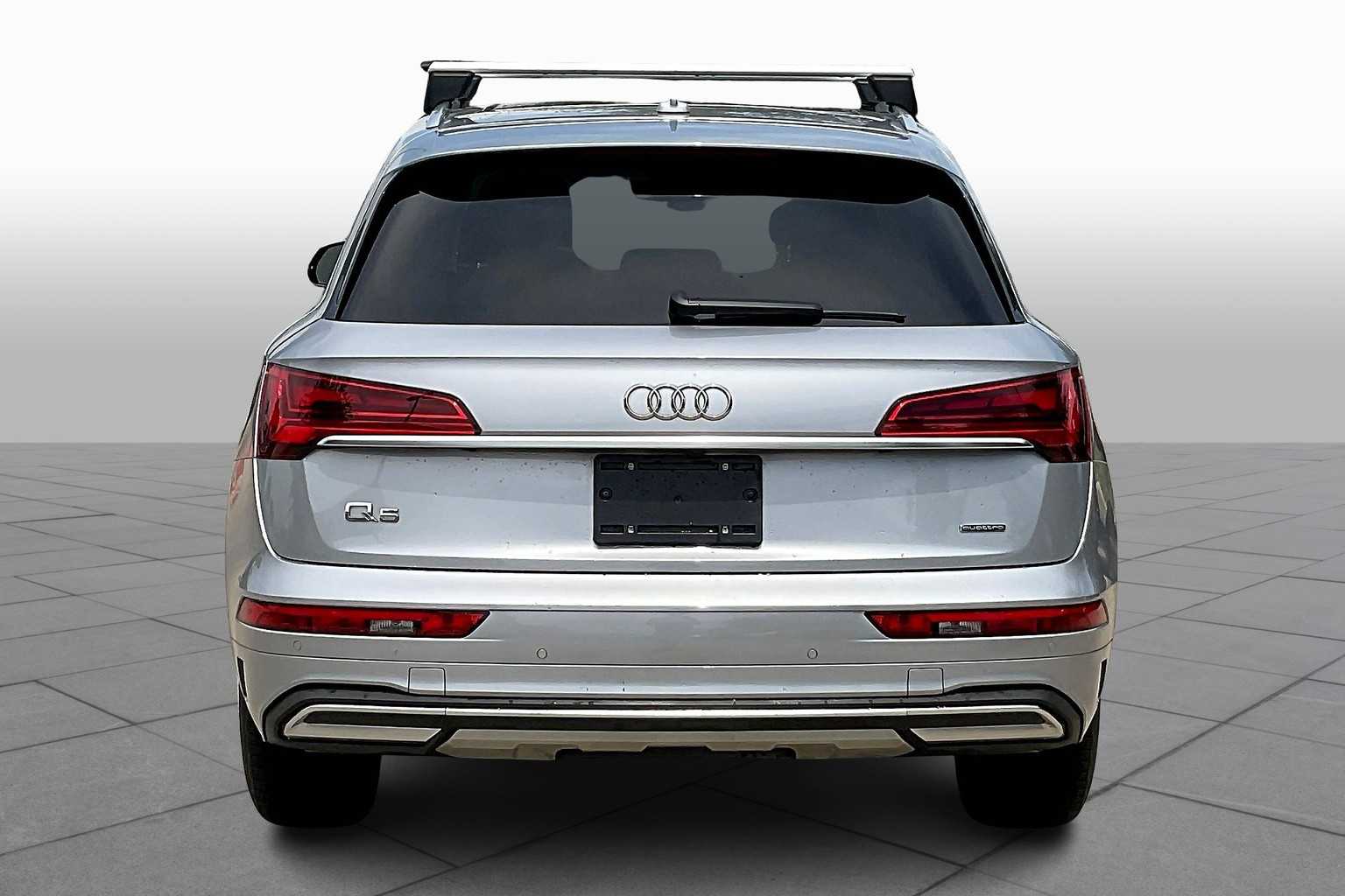 2023 Audi Q5 Premium photo 2