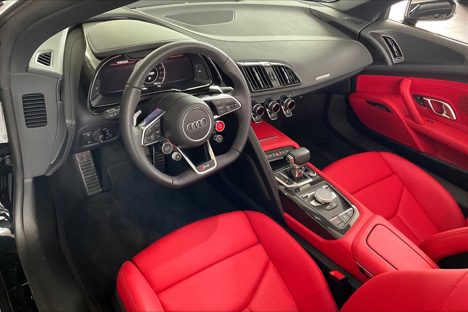 2023 Audi R8 V10 Performance Spyder photo 4