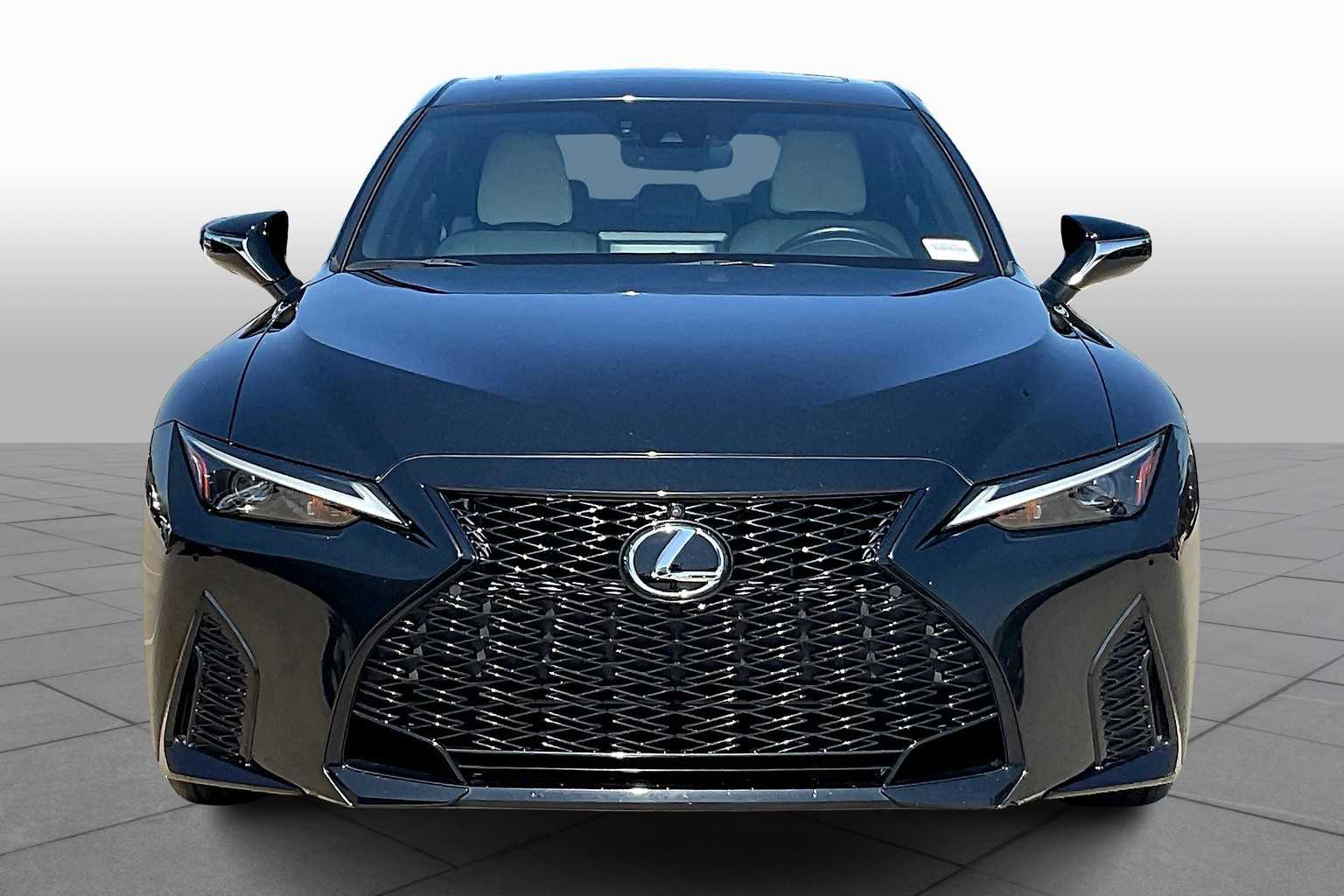 2023 Lexus IS F SPORT photo 2