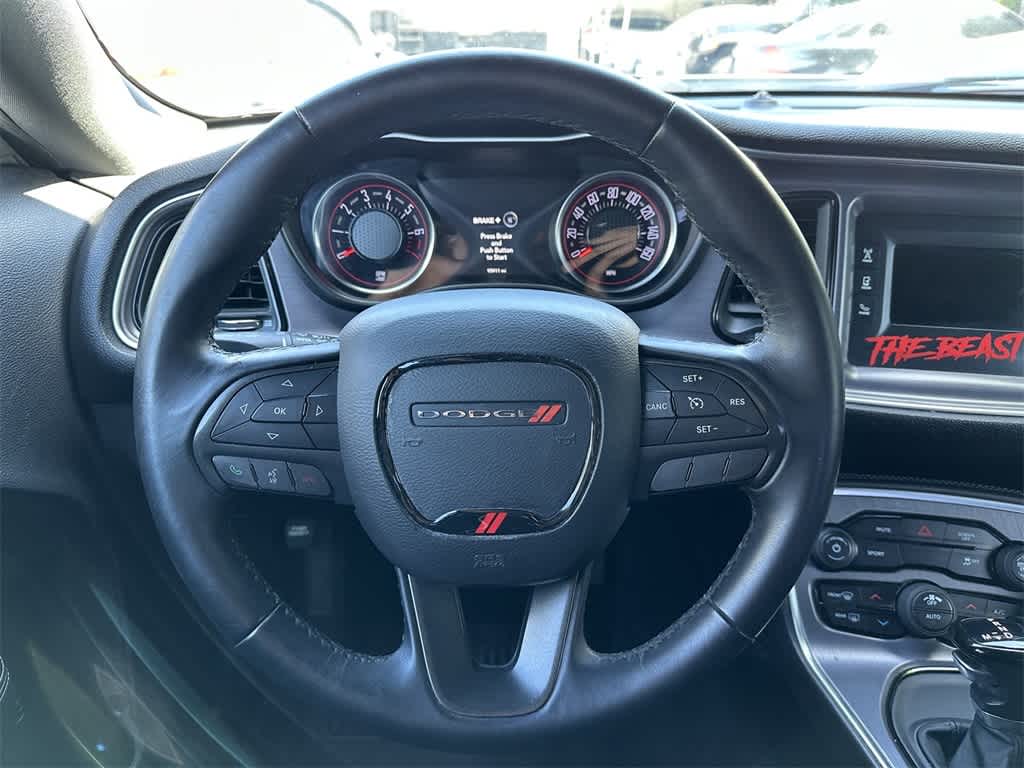 2017 Dodge Challenger SXT 15